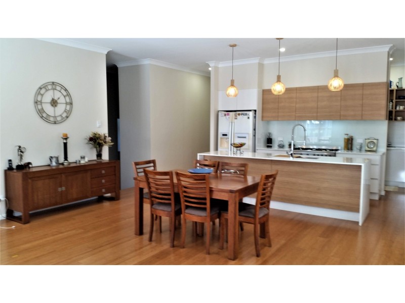 47 Black Caviar Parade, Port Macquarie NSW 2444