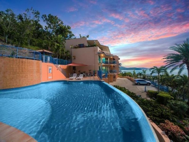 8/2 Nara Avenue, Airlie Beach QLD 4802