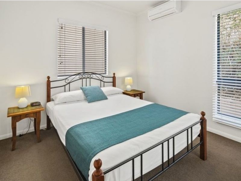 8/2 Nara Avenue, Airlie Beach QLD 4802