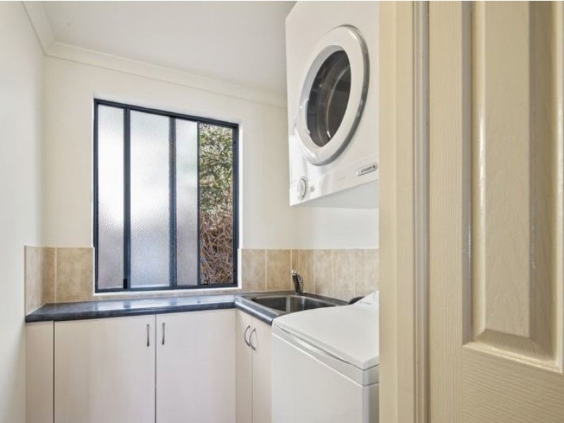 8/2 Nara Avenue, Airlie Beach QLD 4802