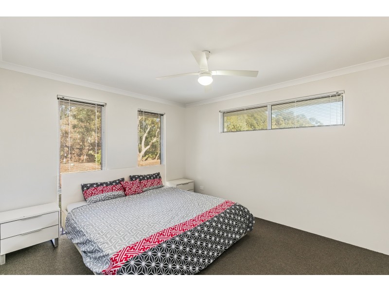 37 Allanson Drive, Byford WA 6122