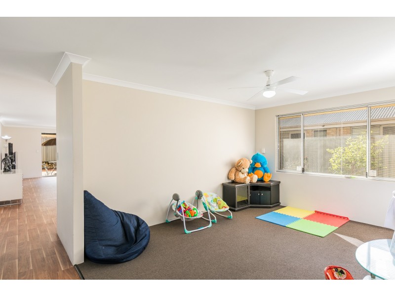 37 Allanson Drive, Byford WA 6122