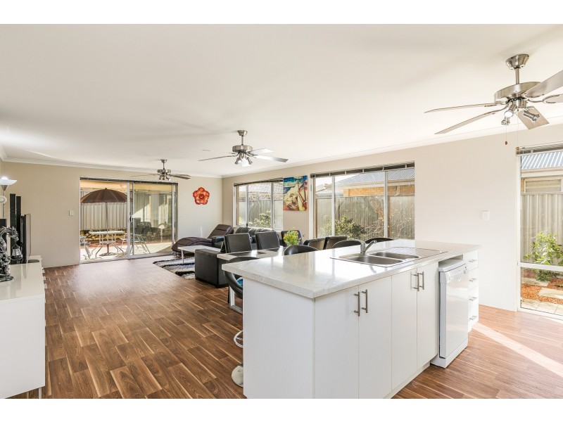 37 Allanson Drive, Byford WA 6122