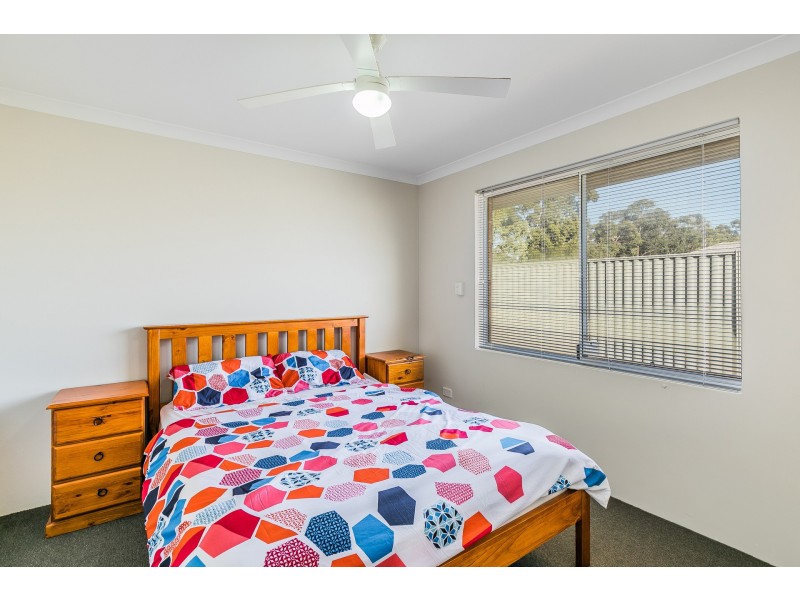 37 Allanson Drive, Byford WA 6122