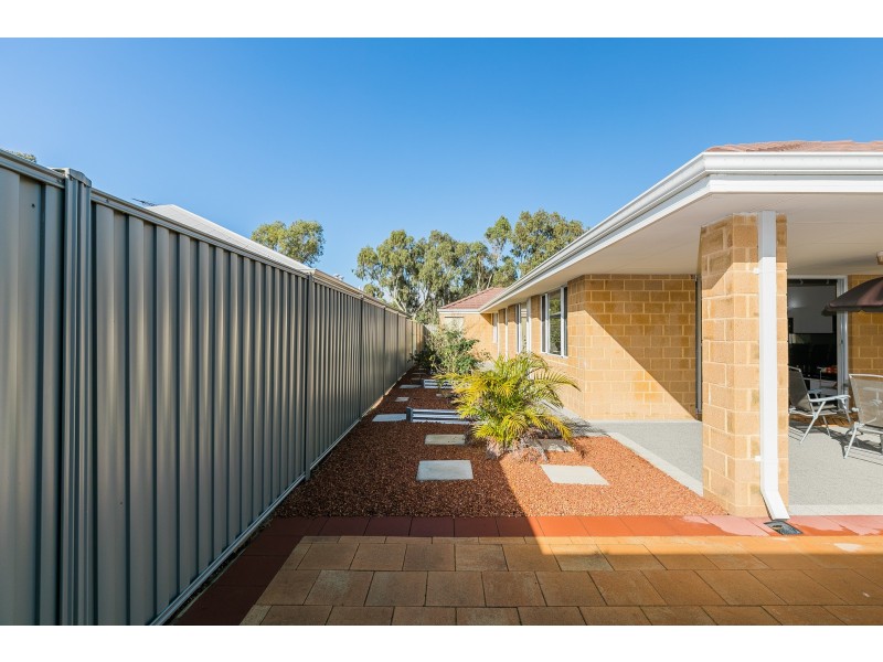 37 Allanson Drive, Byford WA 6122