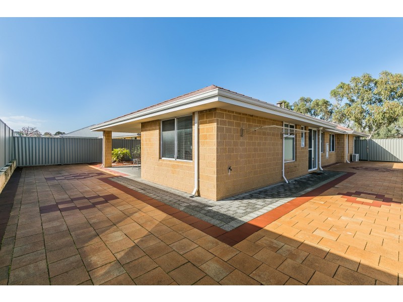 37 Allanson Drive, Byford WA 6122