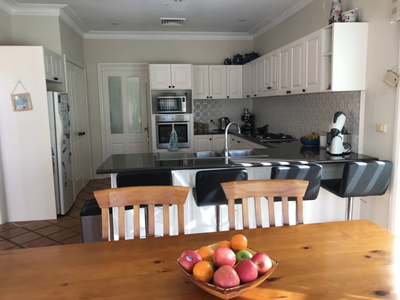 6 Campese Court, Dubbo NSW 2830