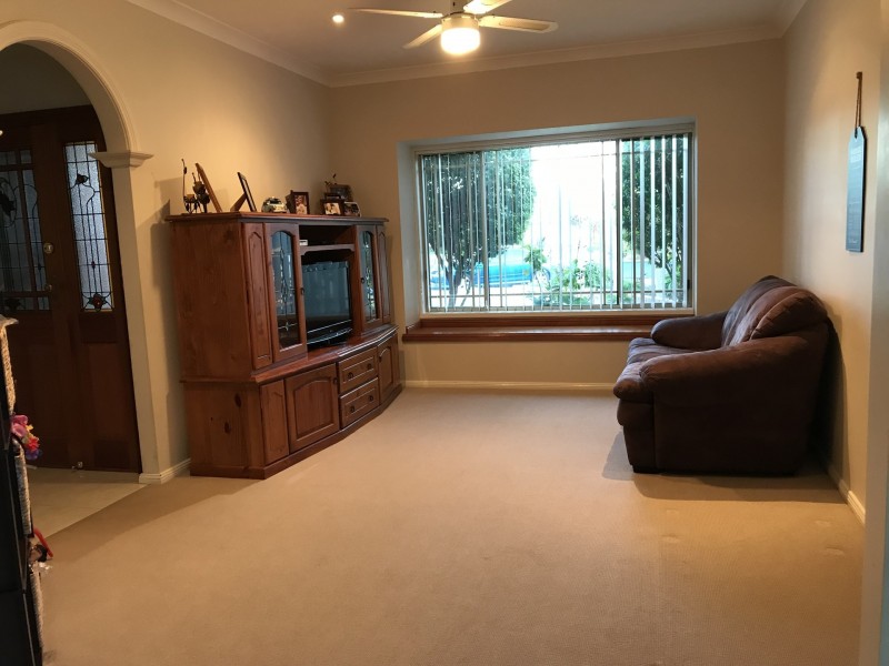 6 Campese Court, Dubbo NSW 2830