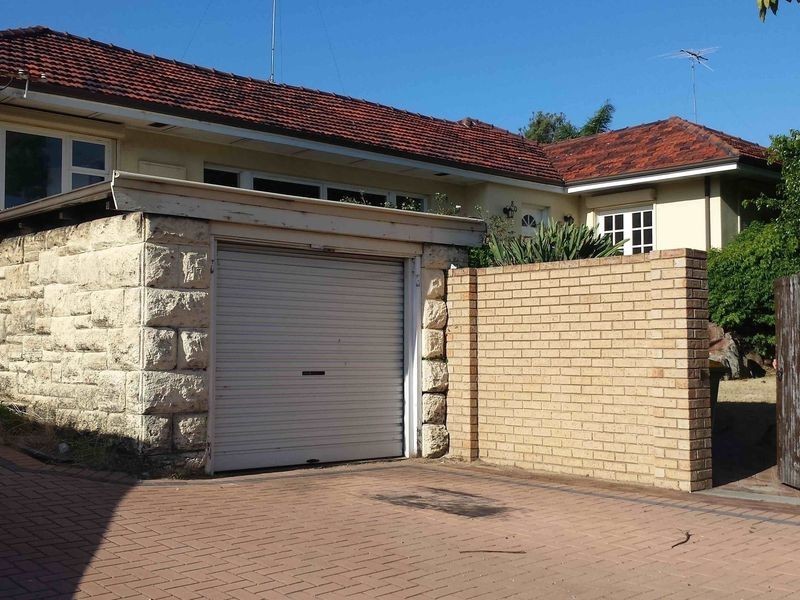 80-80A LEACH HIGHWAY, Melville WA 6156