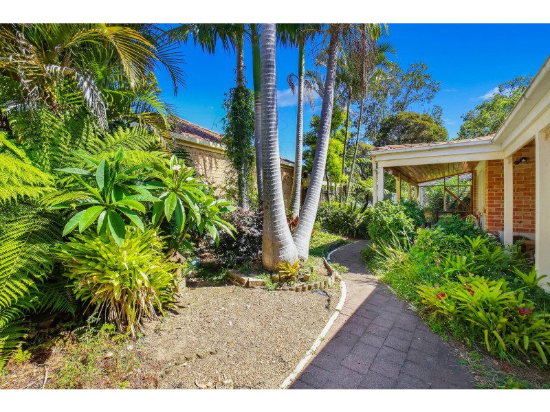 5 Gumleaf Close, Erina NSW 2250