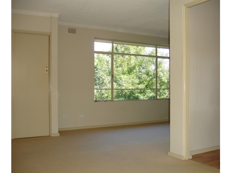 17/11 Hampden Road, Artarmon NSW 2064