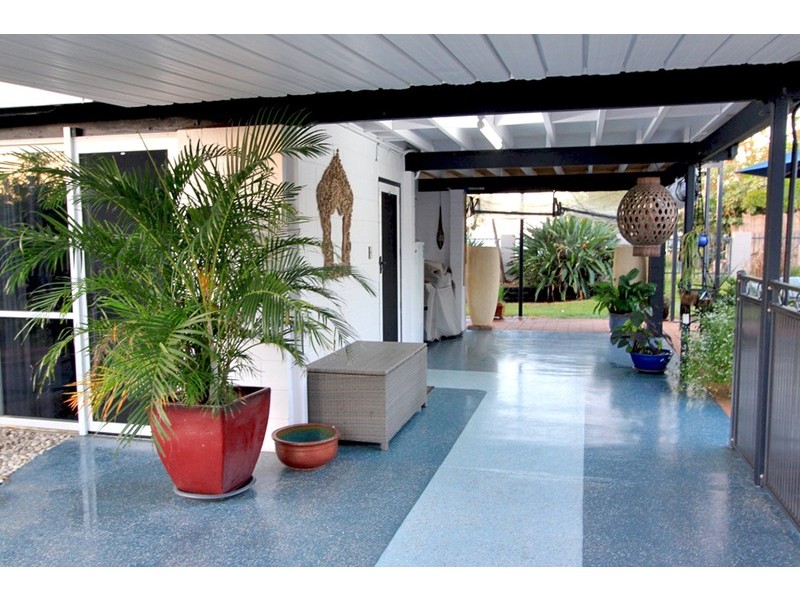 24 Reef Street, Saunders Beach QLD 4818
