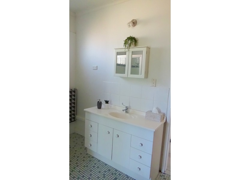 16 Marcia Close, Smithfield QLD 4878