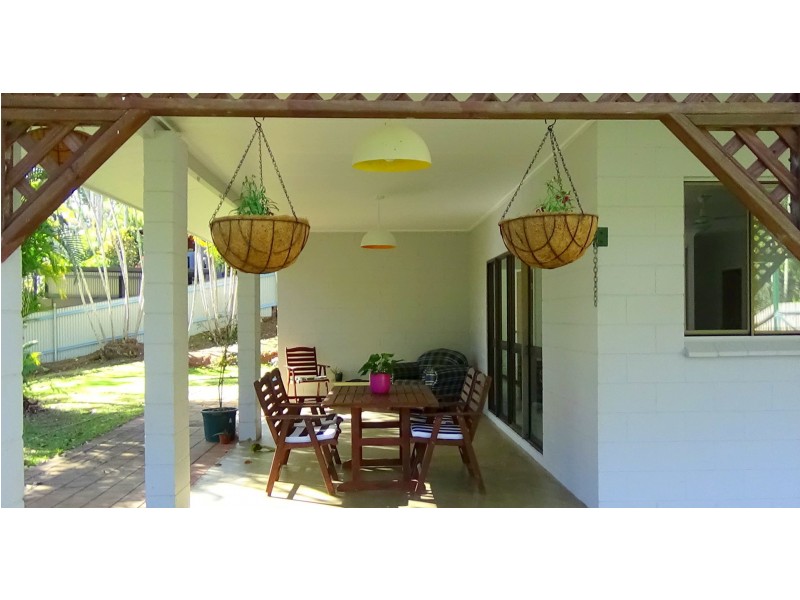 16 Marcia Close, Smithfield QLD 4878