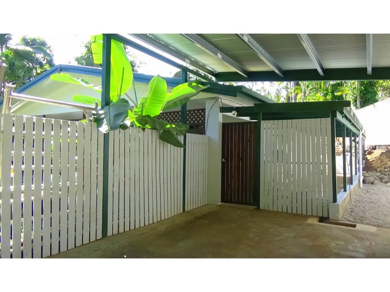 16 Marcia Close, Smithfield QLD 4878