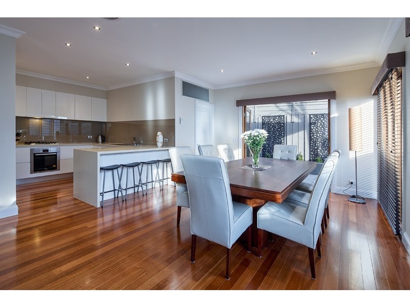 2/545 Middleborough Road, Box Hill North VIC 3129
