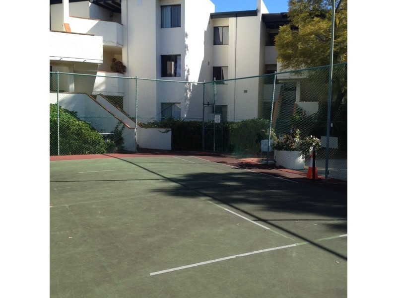 9/22 King George Street, Victoria Park WA 6100