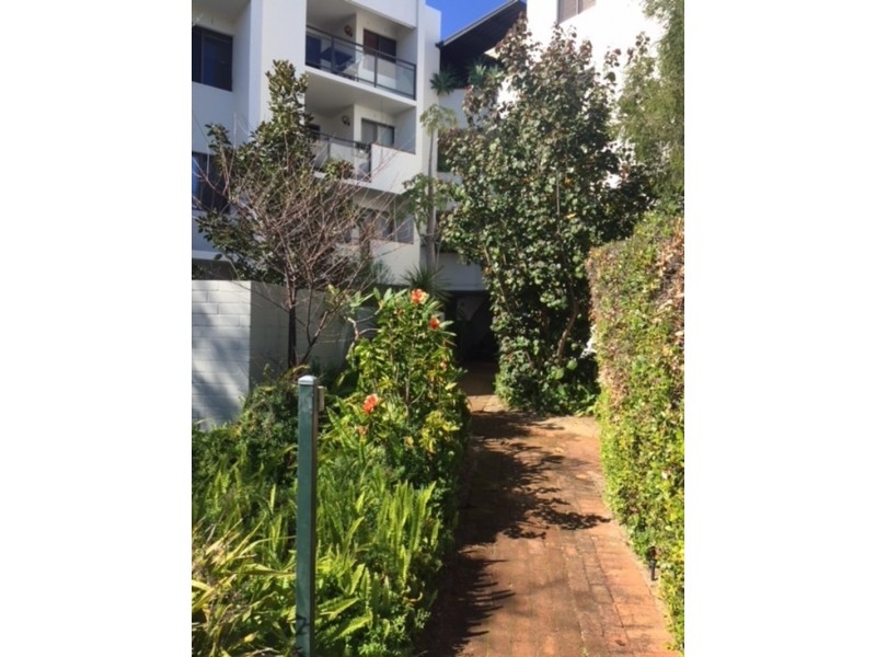 9/22 King George Street, Victoria Park WA 6100