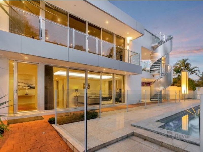 2 Goodwil Street, Robertson QLD 4109