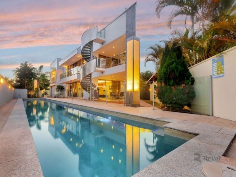 2 Goodwil Street, Robertson QLD 4109