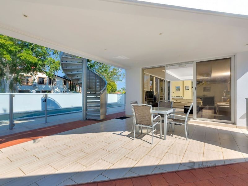 2 Goodwil Street, Robertson QLD 4109