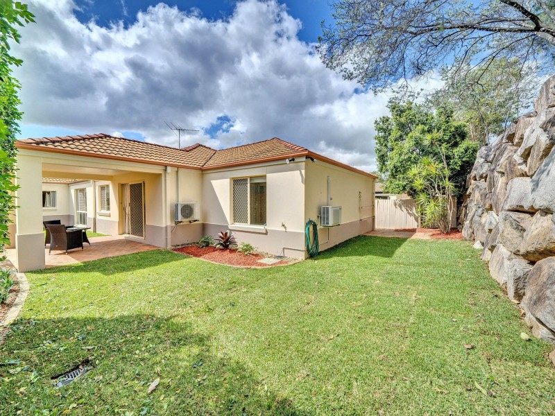 18 Pfeiffer Pl, Mcdowall QLD 4053