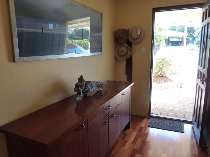 2 Windsor Place, Kallaroo WA 6025