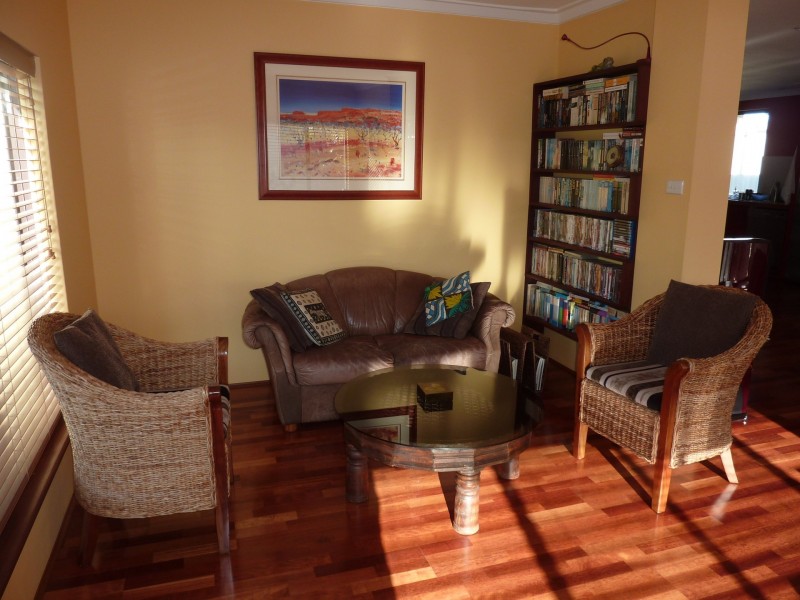 2 Windsor Place, Kallaroo WA 6025