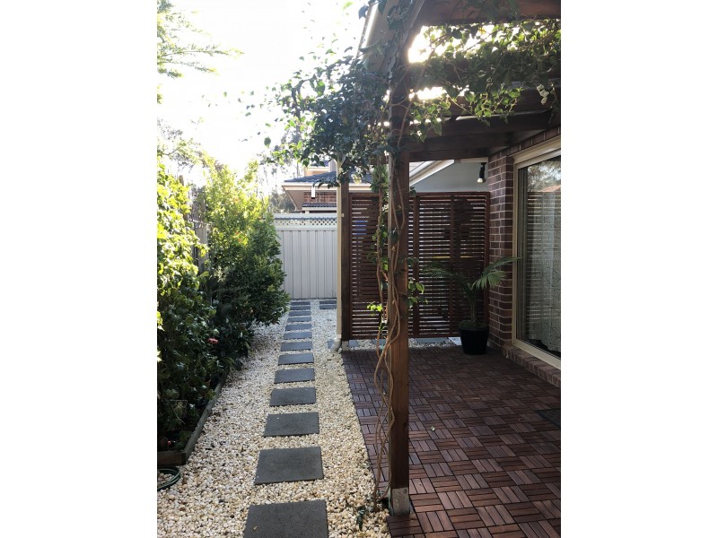 1/297 Liberty Parade, Heidelberg West VIC 3081