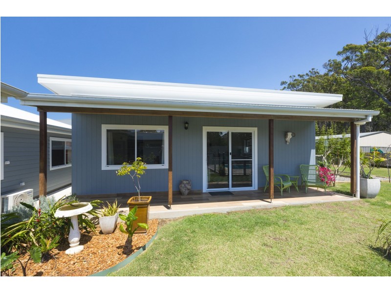 12 Threadfin Court, Old Bar NSW 2430