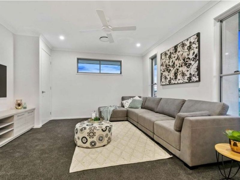 Nikenbah QLD 4655