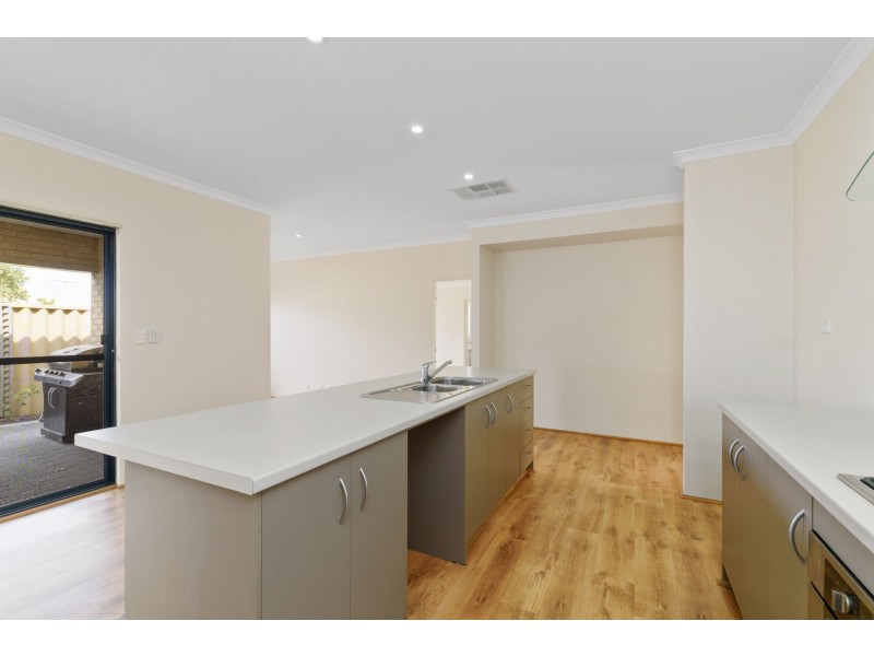 51 Welcome Meander, Harrisdale WA 6112