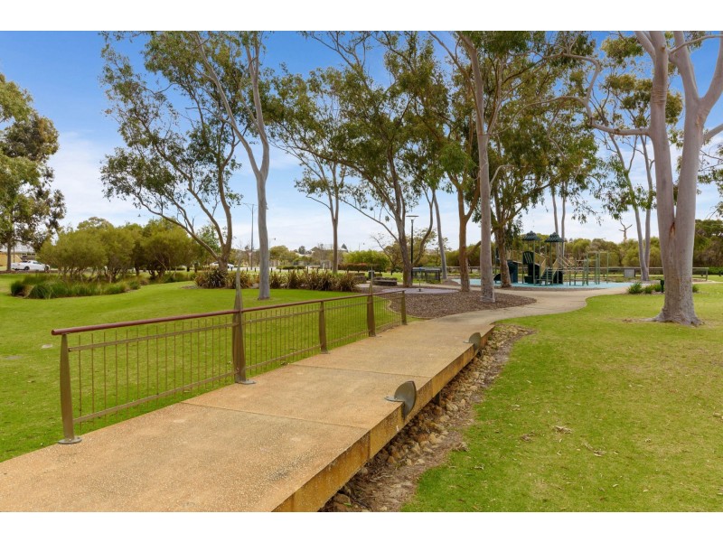 51 Welcome Meander, Harrisdale WA 6112