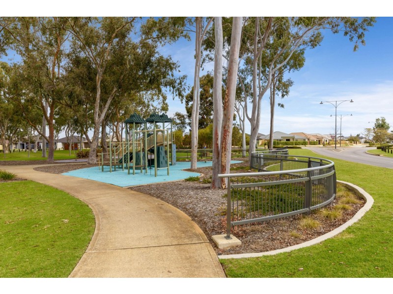 51 Welcome Meander, Harrisdale WA 6112