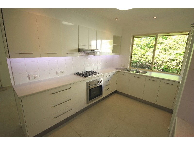 17 Mirrigan Ct, Petrie QLD 4502