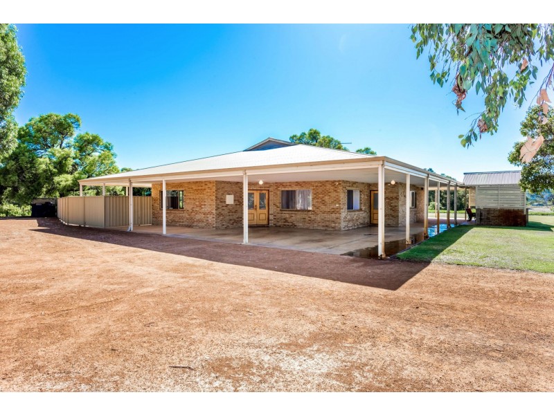 28 Carwood Crescent, Henley Brook WA 6055