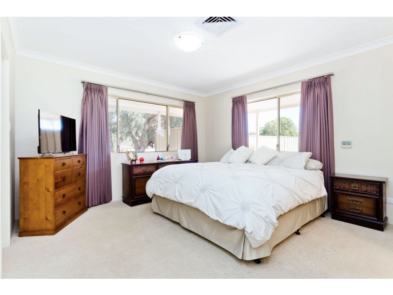 28 Carwood Crescent, Henley Brook WA 6055