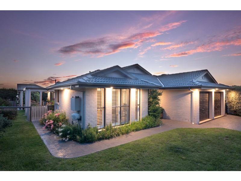 15 Lavis Road, Bowral NSW 2576