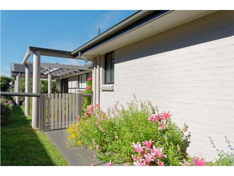 15 Lavis Road, Bowral NSW 2576