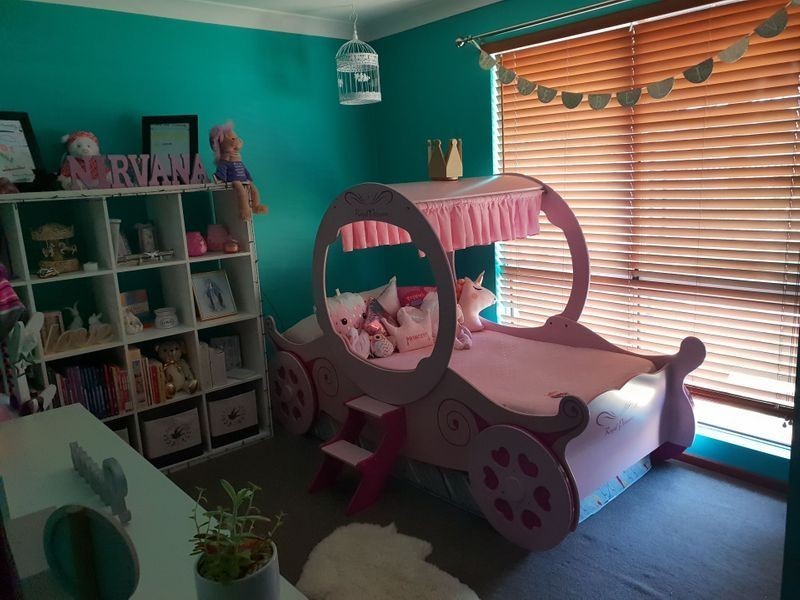 37 Lofthouse Avenue, Eaton WA 6232