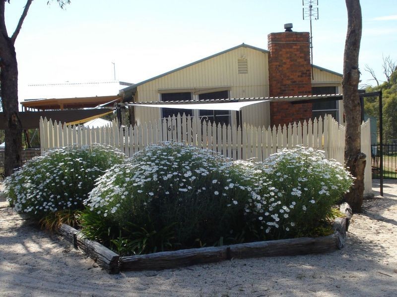 108 Wilson Road, Heathcote VIC 3523