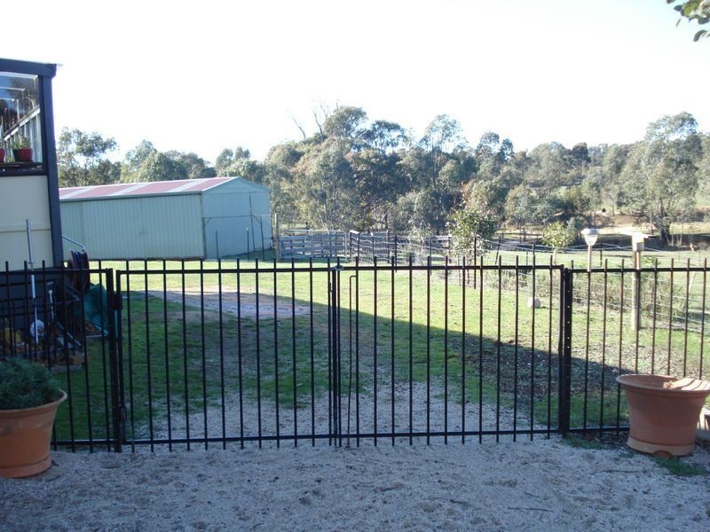 108 Wilson Road, Heathcote VIC 3523