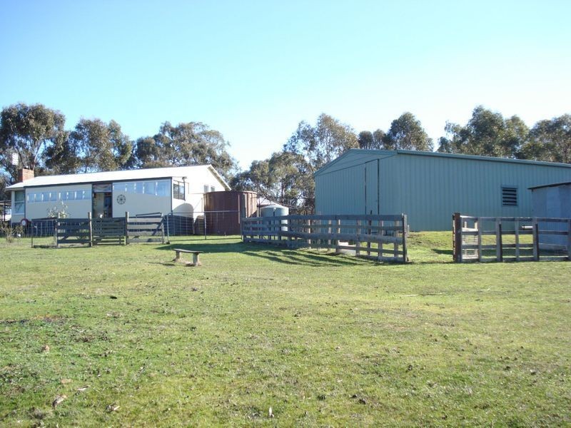 108 Wilson Road, Heathcote VIC 3523