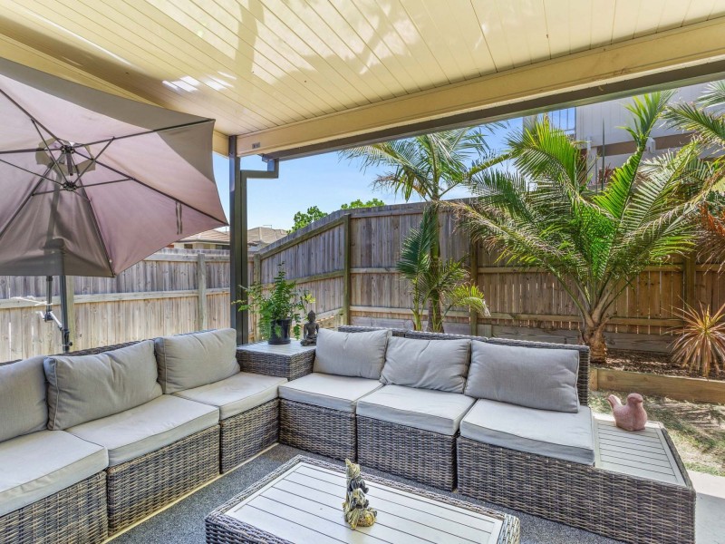 2 Riviera Crescent, North Lakes QLD 4509