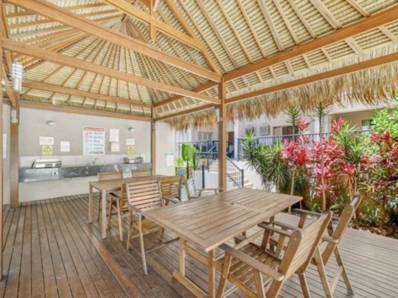 304/55 Clifton Road, Clifton Beach QLD 4879