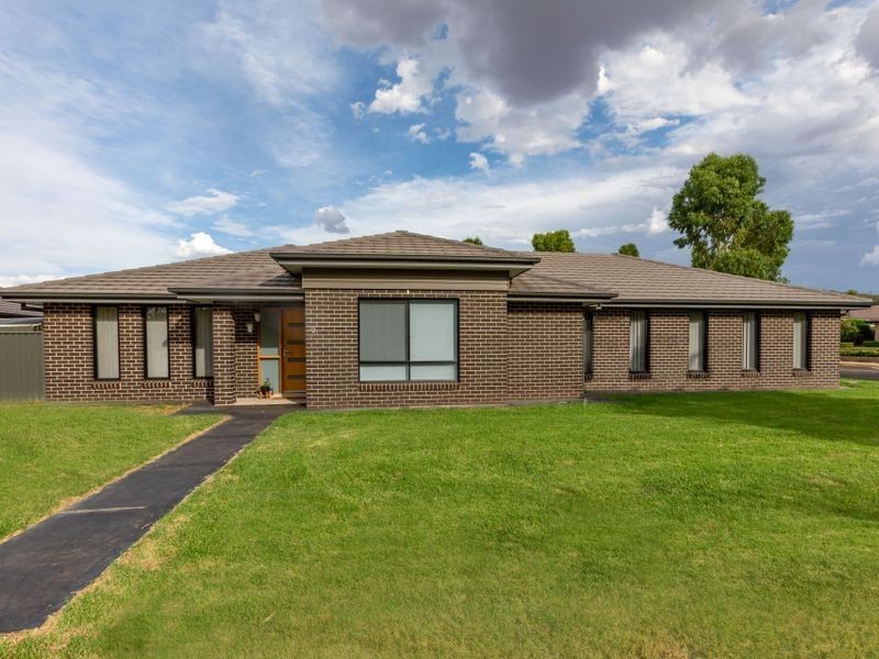 2 Tallowwood Drive, Gunnedah NSW 2380