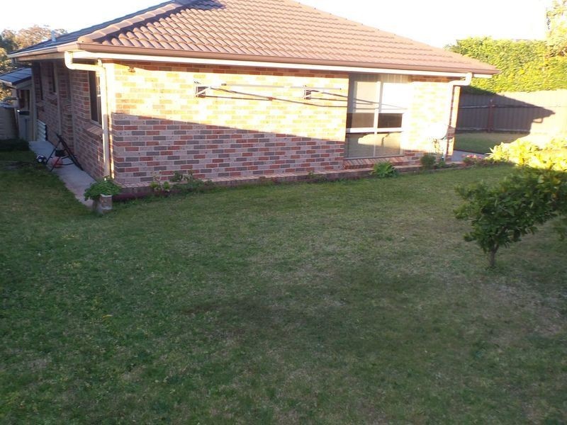 16 Illowra Parkway, Primbee NSW 2502