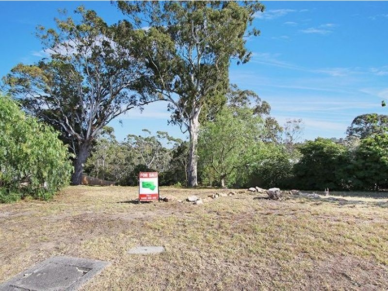 32 Mairburn Road, Metung VIC 3904