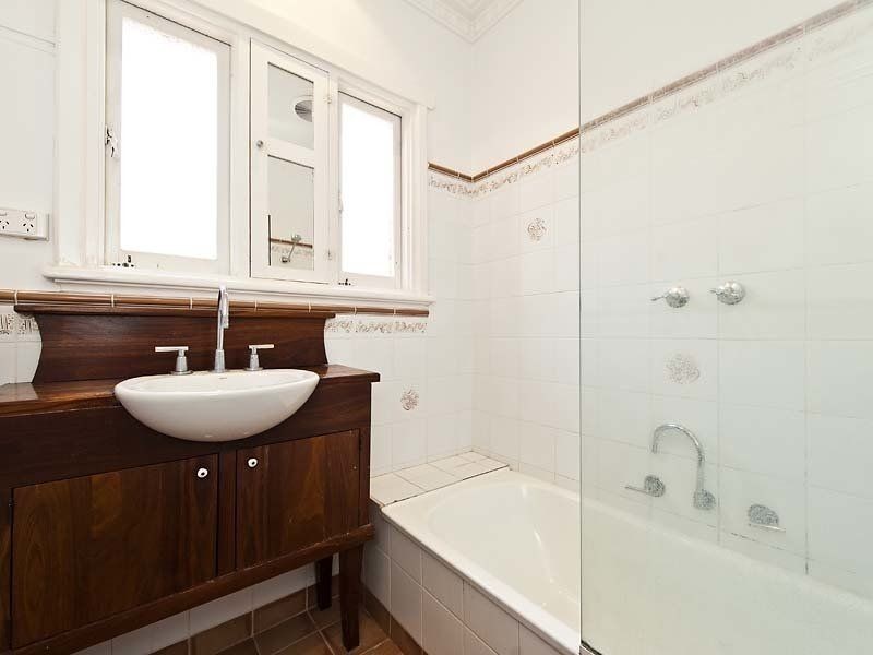 75 Sexton Road, Inglewood WA 6052