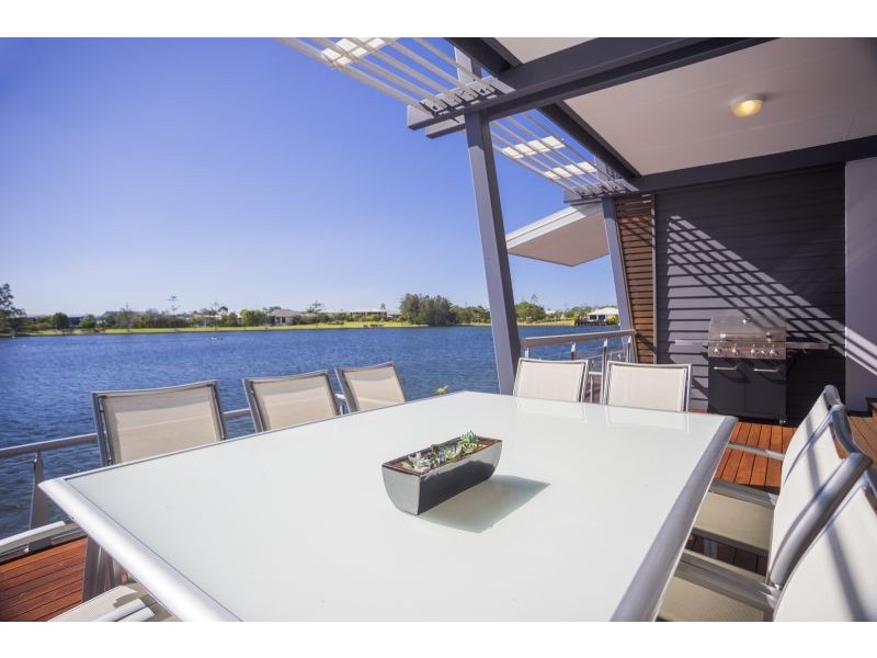 24/181 Lae Drive, Coombabah QLD 4216